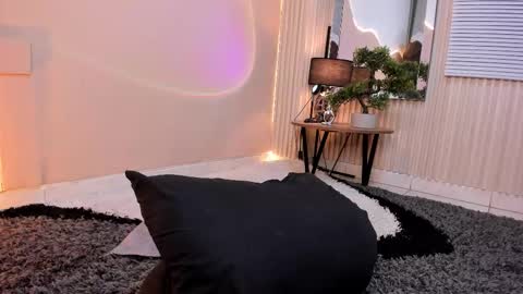 Thristan online show from 8, 3, 2026