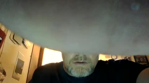 Snapshot of throbber009 chatting on 3, 10, 2025 Throbber online show from 3, 10, 2025