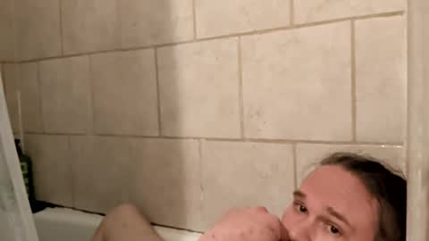 thunder8u42 online show from 14, 3, 2026