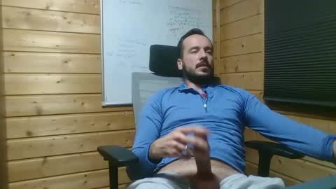 Snapshot of thx_4some_sharing chatting on 14, 1, 2025 toobigcockforonegirl online show from 14, 1, 2025