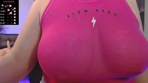 Tia Bella online show from 6, 3, 2025