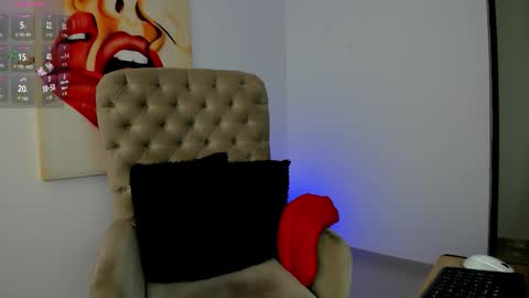 carolina online show from 10, 11, 2025