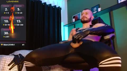   online show from 25, 11, 2025