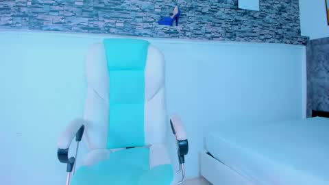 Snapshot of tiana_glowxxx chatting on 23, 2, 2025 Tiana online show from 23, 2, 2025