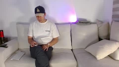 Snapshot of tiana_naveen chatting on 11, 11, 2025 tiana naveen online show from 11, 11, 2025