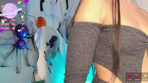 Tiana Le online show from 18, 10, 2025