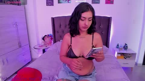 Snapshot of tianamarlie chatting on 12, 12, 2024 Tiana online show from 12, 12, 2024