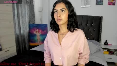 Snapshot of tianamarlie chatting on 28, 2, 2025 Tiana online show from 28, 2, 2025