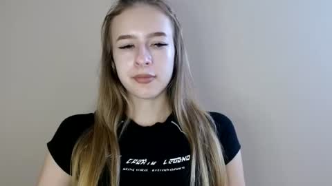 Tiara online show from 4, 8, 2026