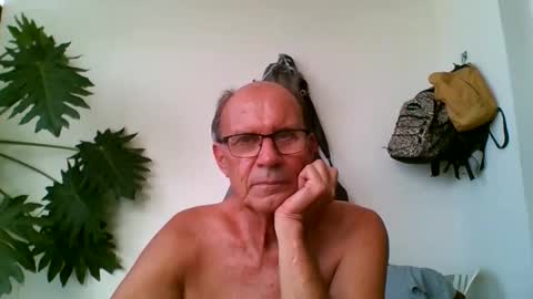 tiaretiareopui online show from 10, 1, 2026