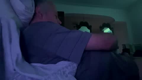 Snapshot of tibennn74999 chatting on 7, 1, 2025 tibennn74999 online show from 7, 1, 2025