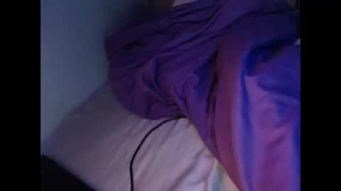 Snapshot of tierrahenri chatting on 28, 11, 2025 Tierra Henri online show from 28, 11, 2025