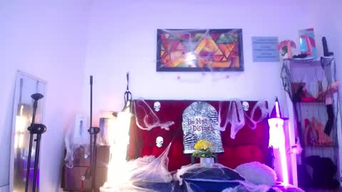 Snapshot of tifanny_nails chatting on 17, 10, 2025 Tifanny Nails  online show from 17, 10, 2025