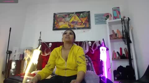 Snapshot of tifanny_nails chatting on 22, 10, 2025 Tifanny Nails  online show from 22, 10, 2025