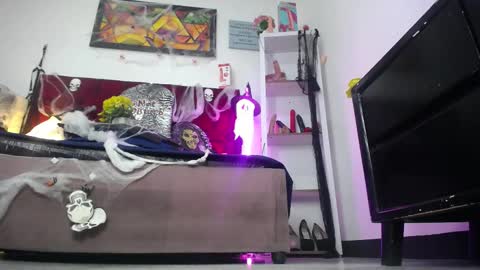 Snapshot of tifanny_nails chatting on 23, 10, 2025 Tifanny Nails  online show from 23, 10, 2025