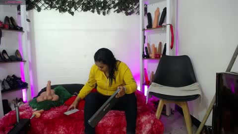 Snapshot of tifanny_nails chatting on 4, 4, 2026 Tifanny Nails online show from 4, 4, 2026