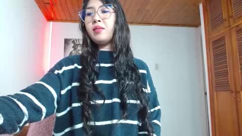 Snapshot of tifanny_squirt chatting on 25, 11, 2025 Tifanny online show from 25, 11, 2025