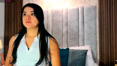 Snapshot of tifany__ross chatting on 18, 1, 2026 Tiff3 online show from 18, 1, 2026