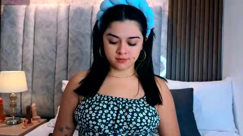 Snapshot of tifany__ross chatting on 20, 2, 2026 Tiff3 online show from 20, 2, 2026