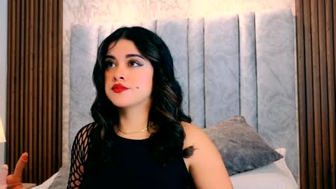 Snapshot of tifany__ross chatting on 1, 4, 2026 Tiff3 online show from 1, 4, 2026