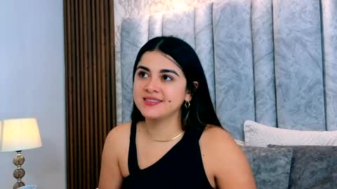 Snapshot of tifany__ross chatting on 7, 4, 2026 Tiff3 online show from 7, 4, 2026