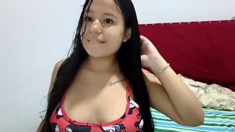 Snapshot of tifany_peres chatting on 5, 7, 2026 tifany_peres online show from 5, 7, 2026