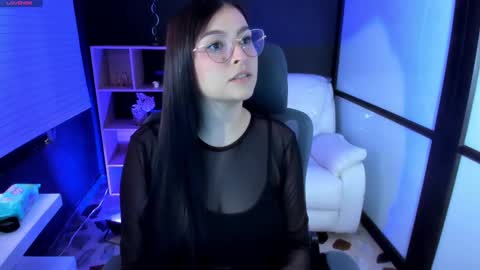Snapshot of tifanywhitte_ chatting on 10, 3, 2025 online show from 10, 3, 2025