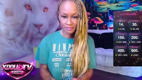 Snapshot of tiffanilove chatting on 6, 1, 2026 Tiffani Love online show from 6, 1, 2026