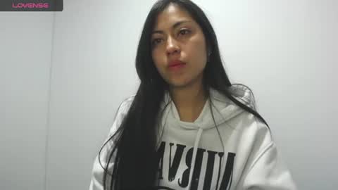 TIFFANNY online show from 5, 8, 2026
