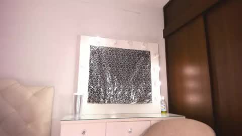 Snapshot of tiffanny_quinn chatting on 23, 3, 2026 Tiff online show from 23, 3, 2026