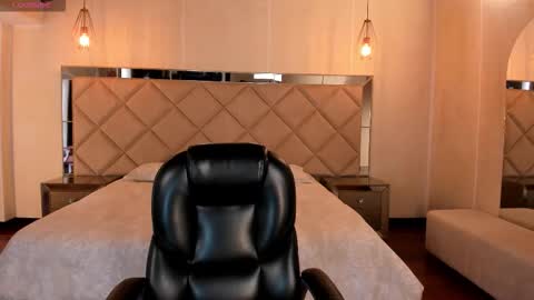 Tiffanny Sins online show from 28, 2, 2026