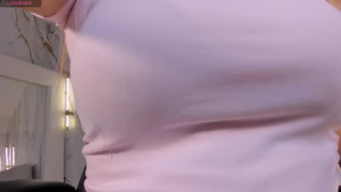 Tiffanny Sins online show from 27, 6, 2026