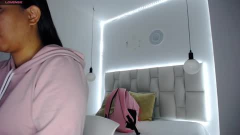 tiffany online show from 16, 2, 2025