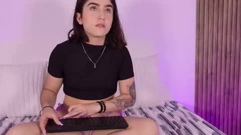 Tiffany online show from 10, 11, 2025