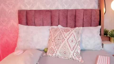 Snapshot of tiffany_beckerr chatting on 25, 9, 2025 Tiffany Becker online show from 25, 9, 2025