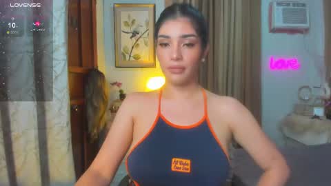 Snapshot of tiffany_cams chatting on 22, 6, 2026 Tiffany online show from 22, 6, 2026