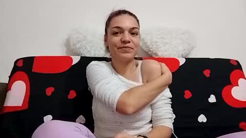 Snapshot of tiffany_chloe chatting on 10, 2, 2025 Tiffany online show from 10, 2, 2025