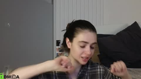 tiffany online show from 2, 2, 2025