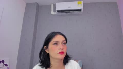 tiffany_mendez online show from 27, 10, 2025