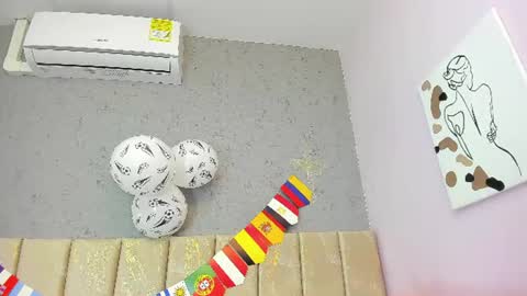 tiffany_mendez online show from 17, 6, 2026