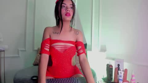 tiffany_sander online show from 18, 12, 2024