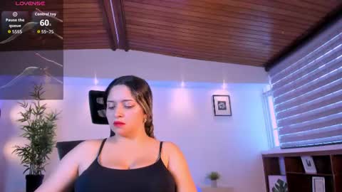 tiffanyhoustton online show from 29, 7, 2026