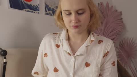 tiffanyjons online show from 12, 3, 2025