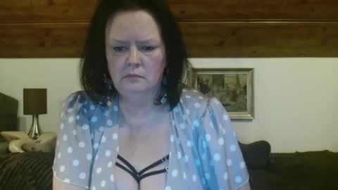 Snapshot of tiffanymature chatting on 1, 10, 2025 TiffanyMature online show from 1, 10, 2025