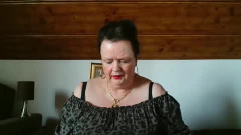 Snapshot of tiffanymature chatting on 12, 11, 2025 TiffanyMature online show from 12, 11, 2025