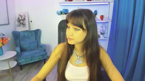 Snapshot of tiffanyyoun chatting on 2, 11, 2025 tiffanyyoun online show from 2, 11, 2025