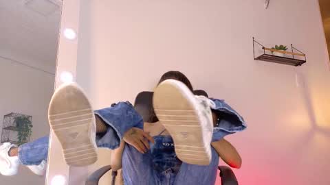 Snapshot of tiffvalentinee_ chatting on 26, 9, 2025 Tiffany  online show from 26, 9, 2025