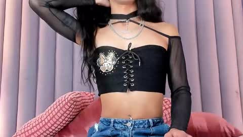 Snapshot of tiffvalentinee_ chatting on 27, 9, 2025 Tiffany  online show from 27, 9, 2025