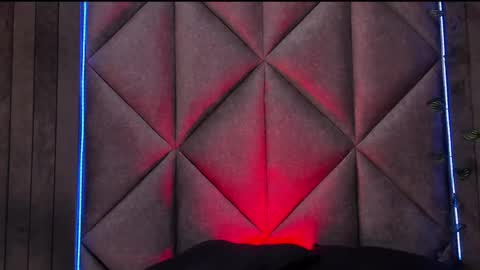 Snapshot of tiffvalentinee_ chatting on 4, 10, 2025 Tiffany  online show from 4, 10, 2025