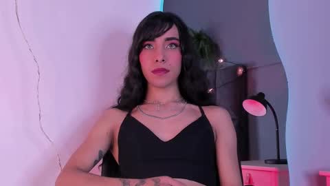 Snapshot of tiffvalentinee_ chatting on 7, 11, 2025 Tiffany online show from 7, 11, 2025